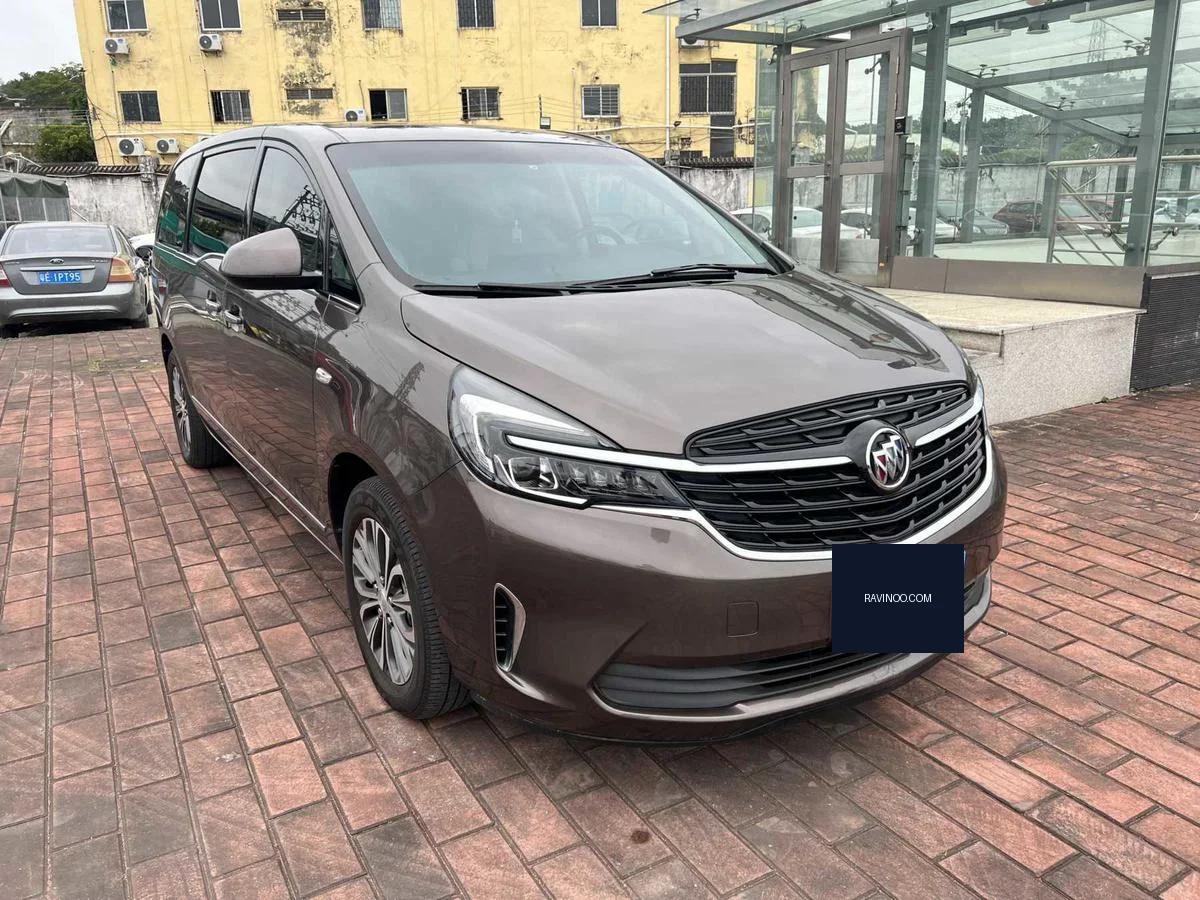 2021 Buick GL8 — photo 1