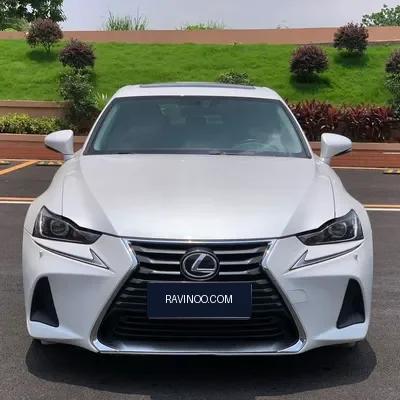 2018 Lexus IS300 