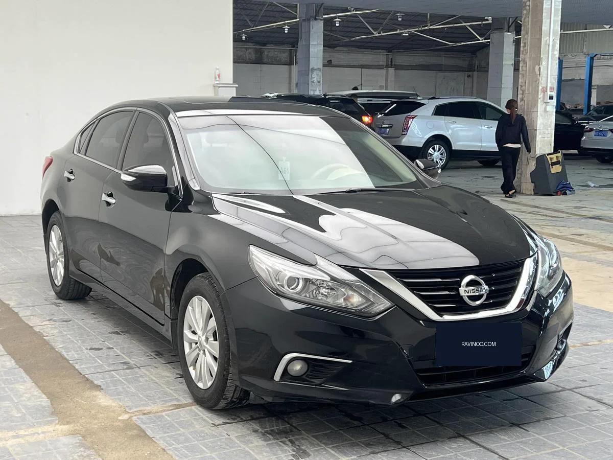 2018 Nissan Teana — photo 1