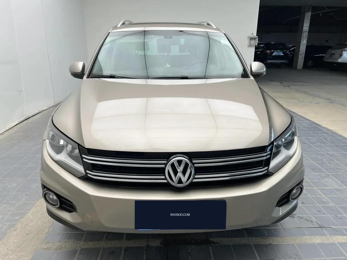 2016 Volkswagen Touareg — photo 1