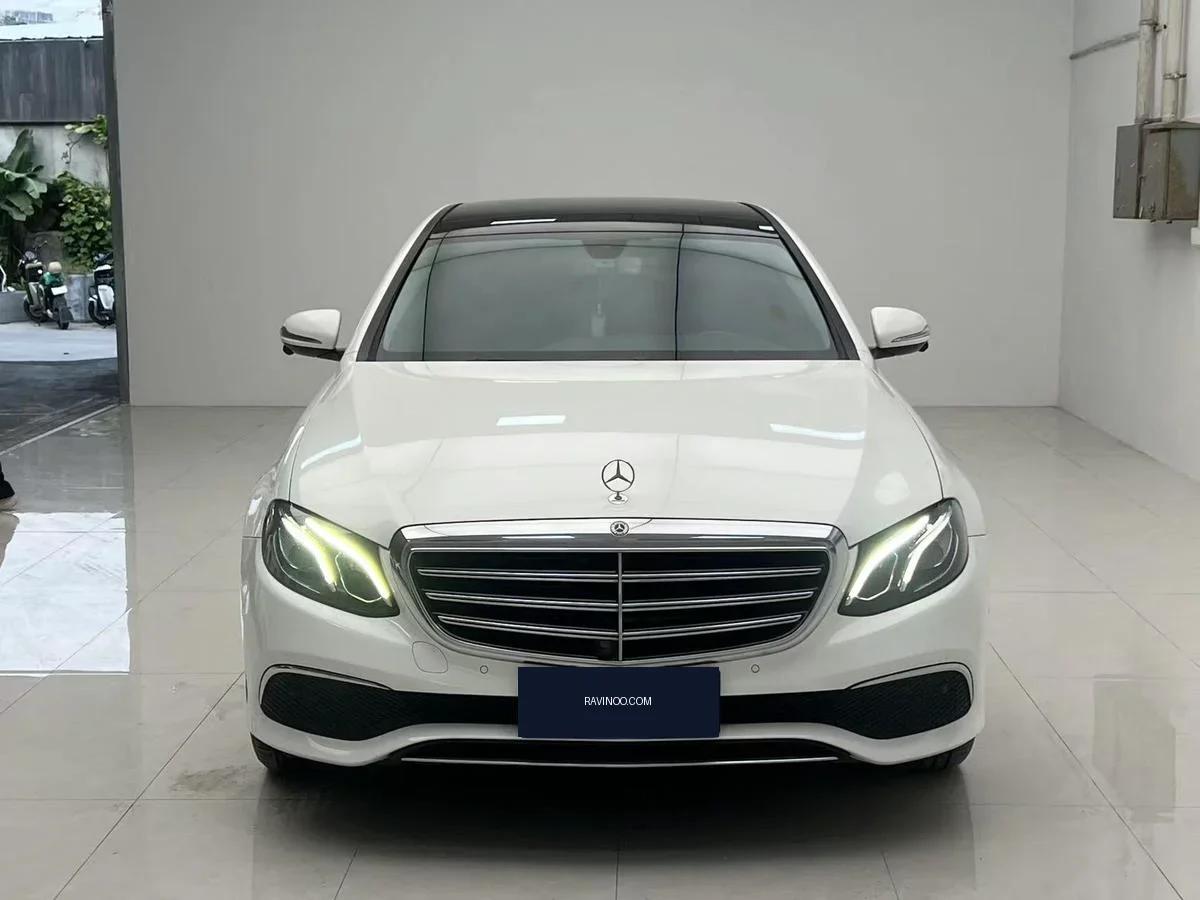 2018 Mercedes-Benz E300 — photo 1