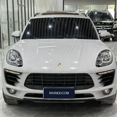 2016 Porsche SUV 