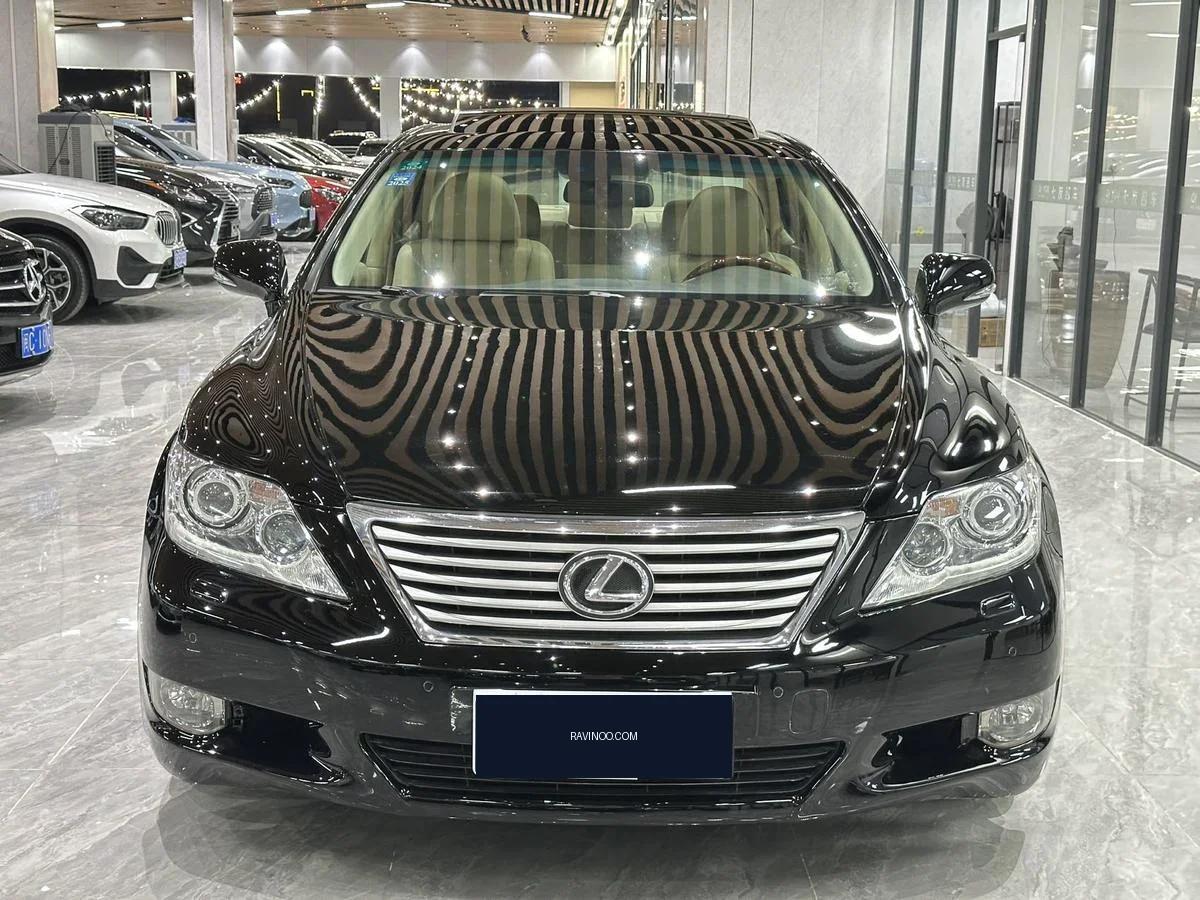 2009 Lexus LS460L5 — photo 1