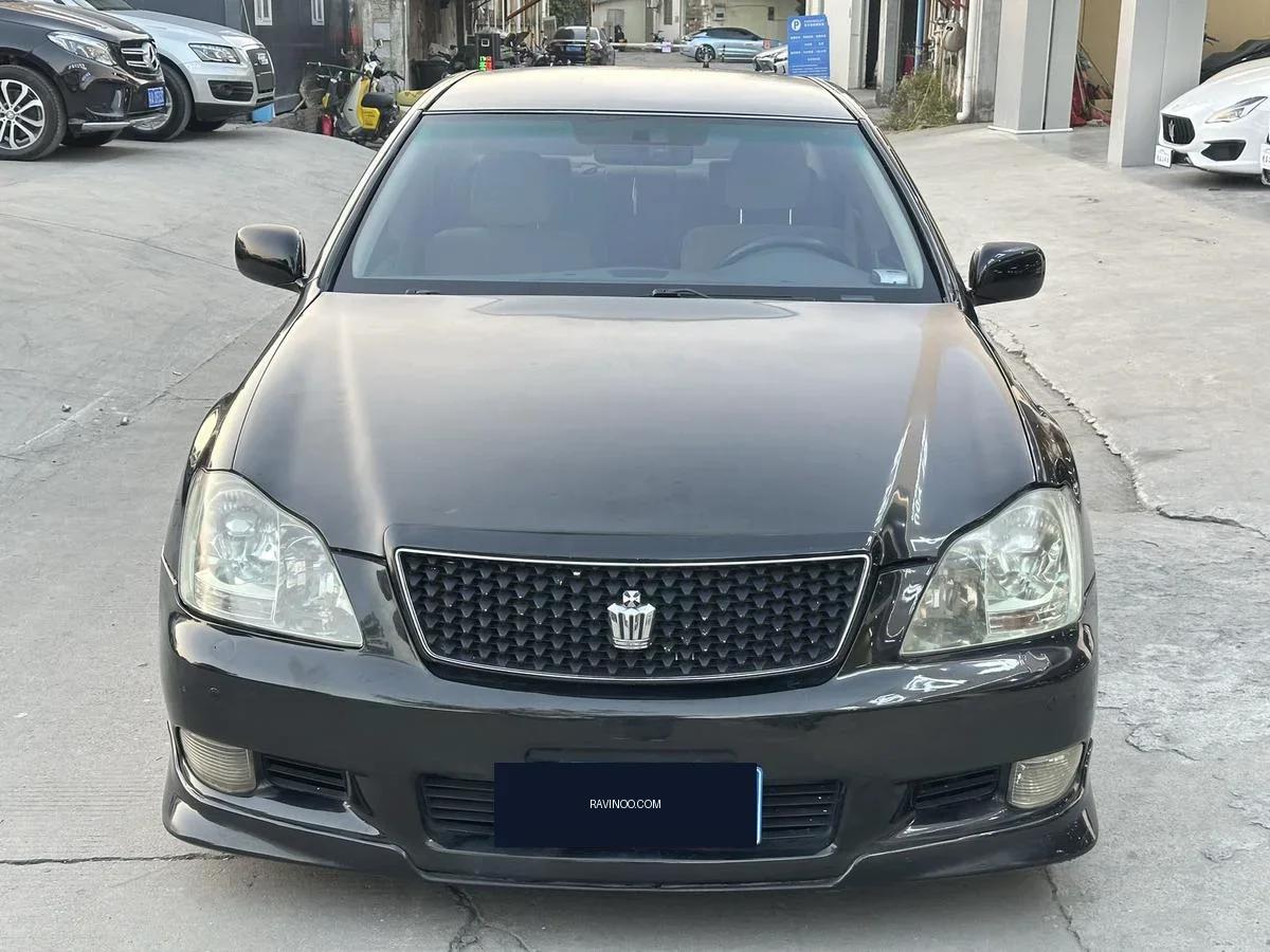 2009 Toyota Crown — photo 1
