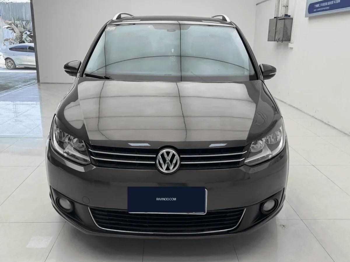 2013 Volkswagen Touran — photo 1