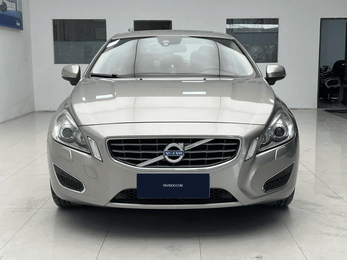 2012 Volvo S60 — photo 1