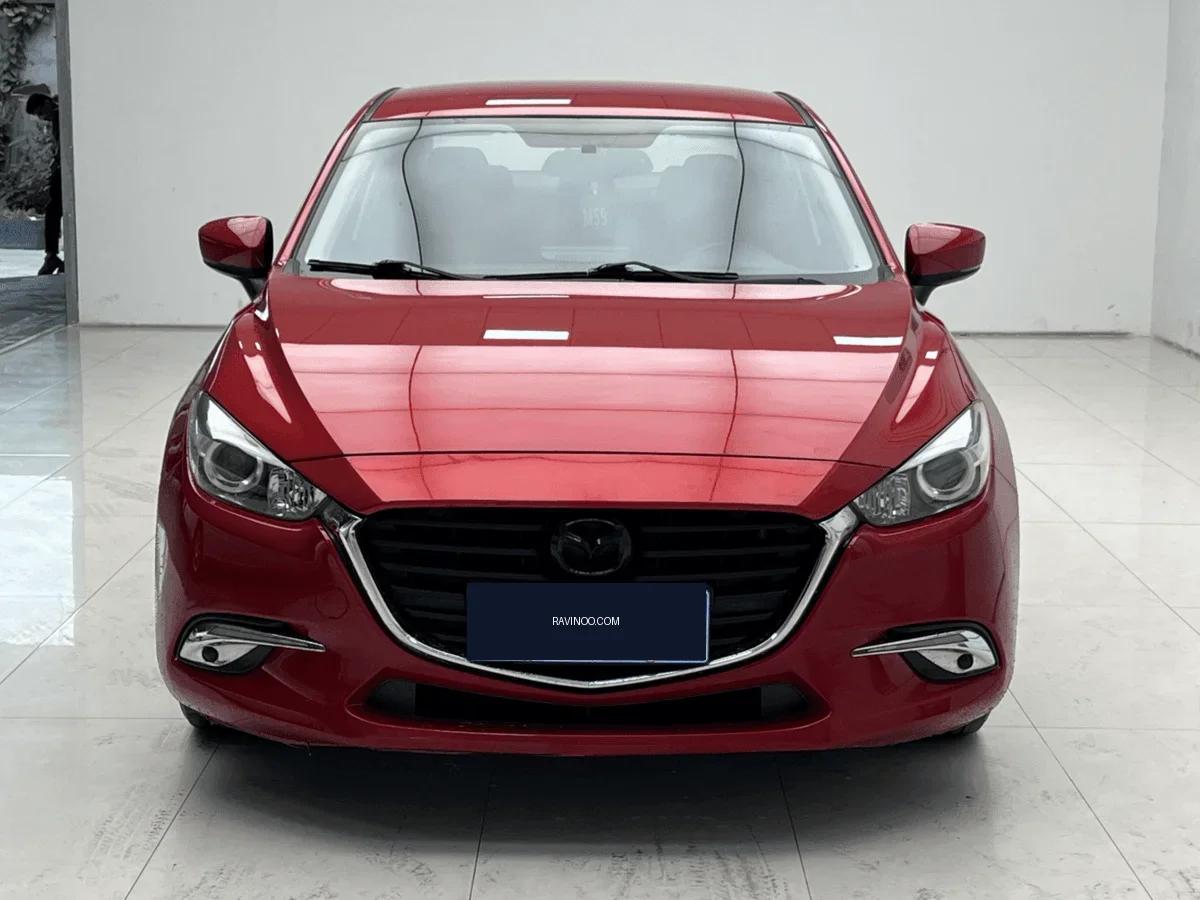 2019 Mazda Axela — photo 1