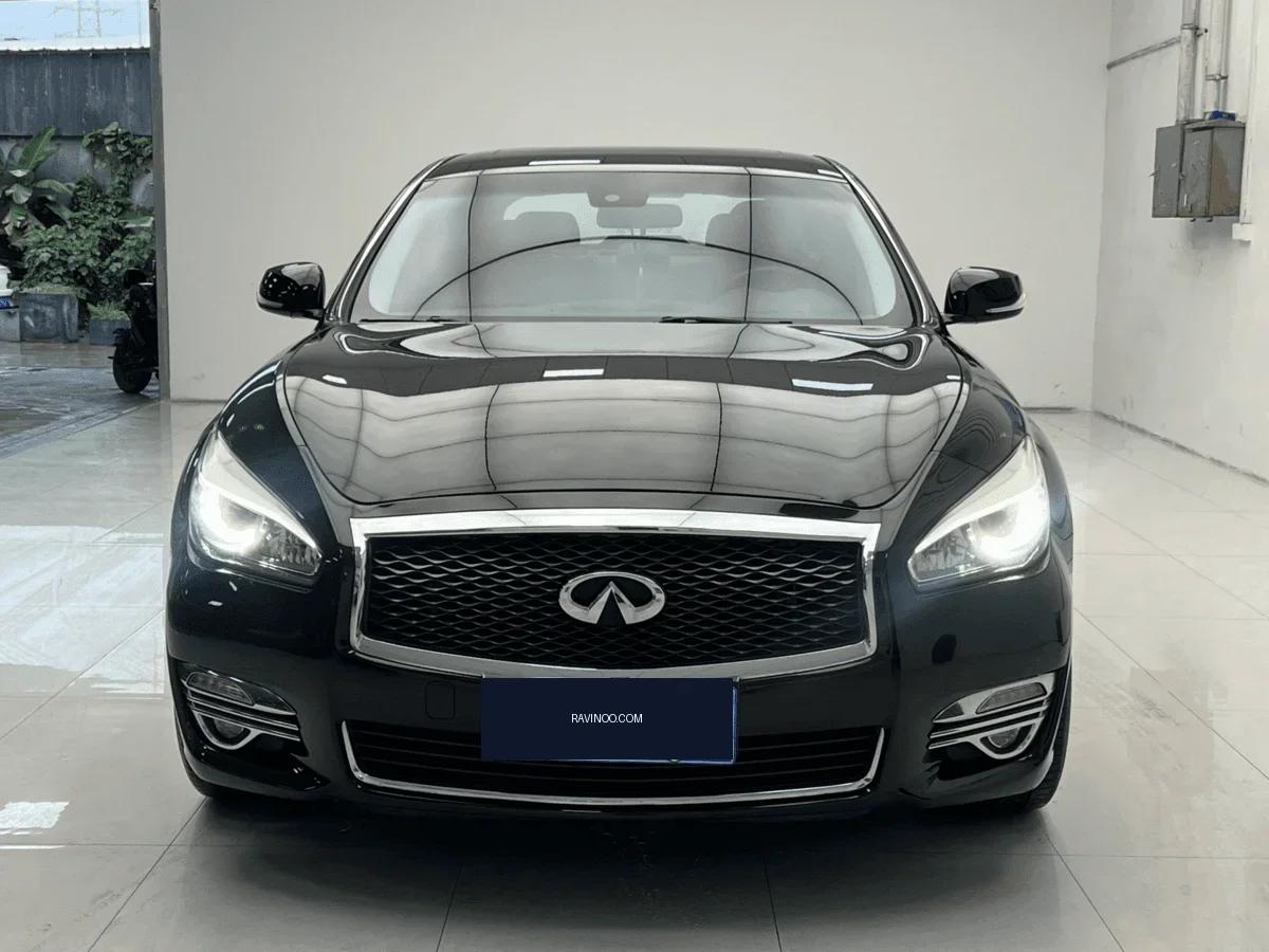 2017 Infiniti Q70L — photo 1