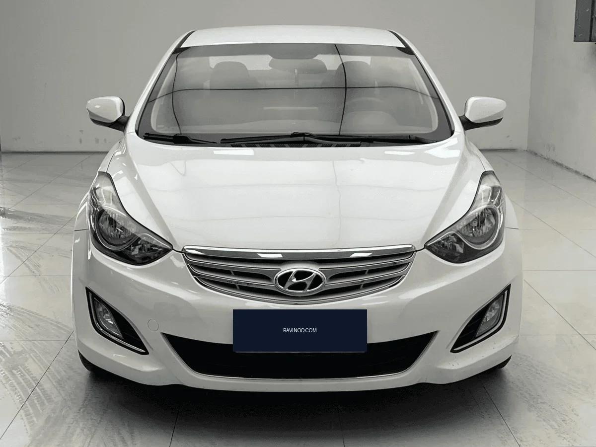 2013 Hyundai Elantra — photo 1