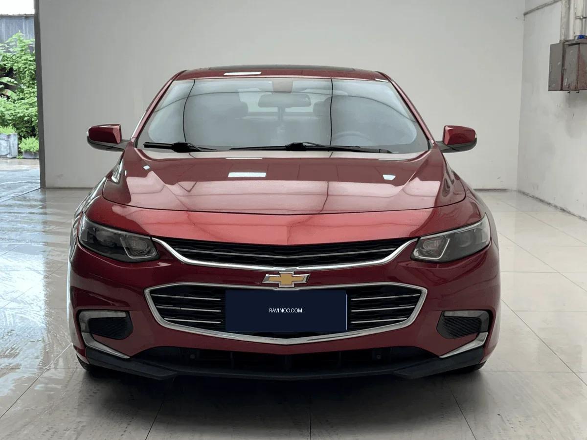 2017 Chevrolet Malibu — photo 1