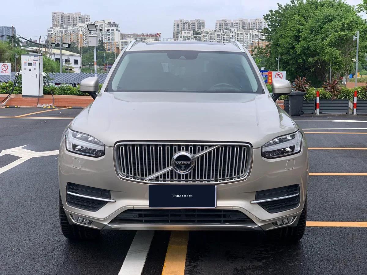 2017 Volvo XC90 — photo 1