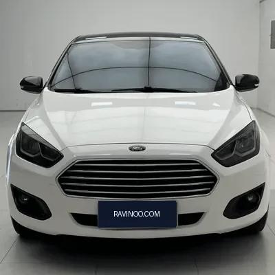 2017 Ford Escort 