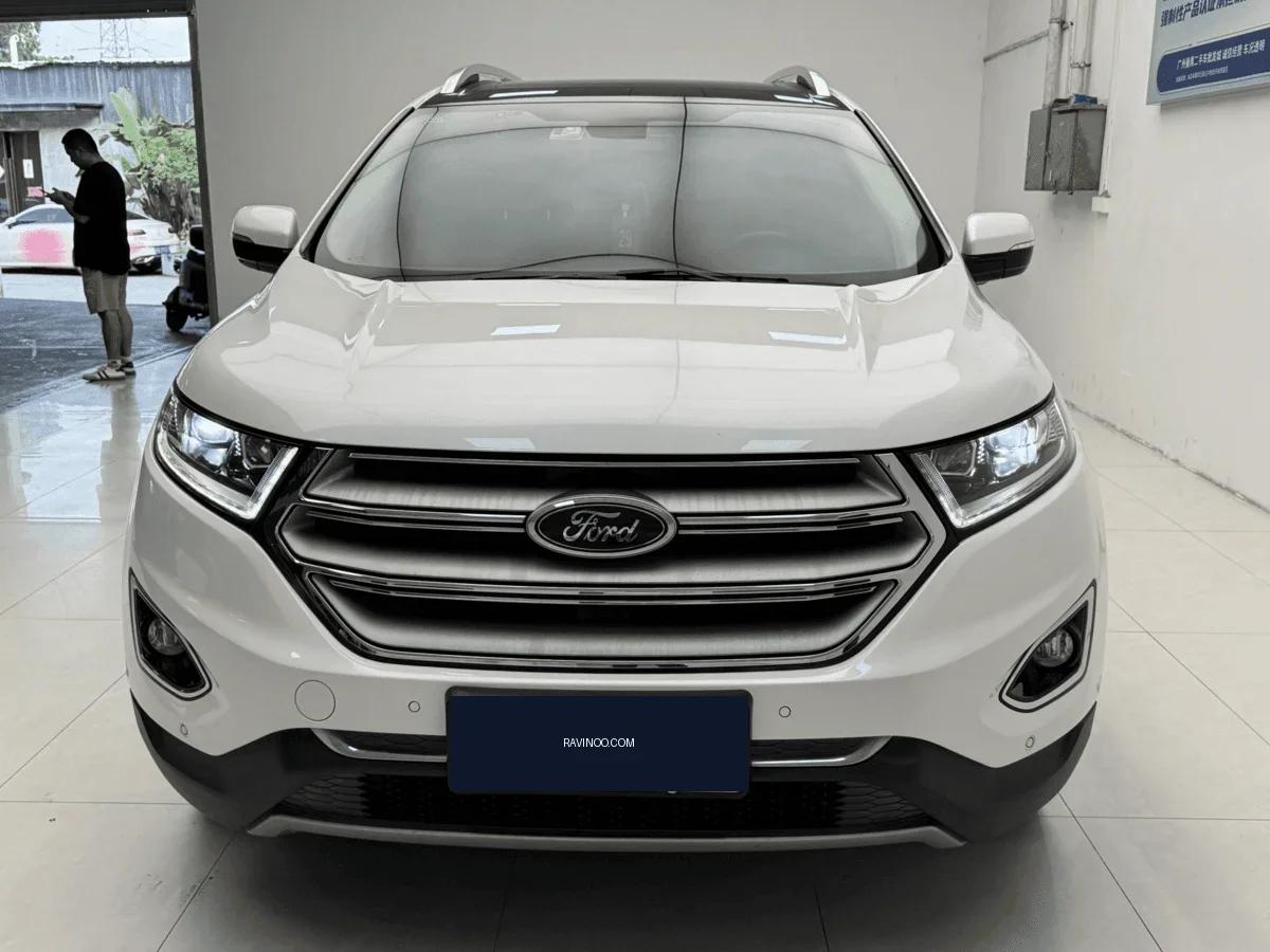 2017 Ford Edge — photo 1