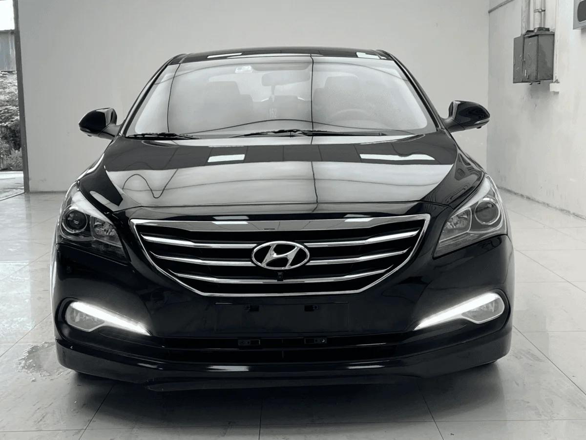 2015 Hyundai Mistra — photo 1