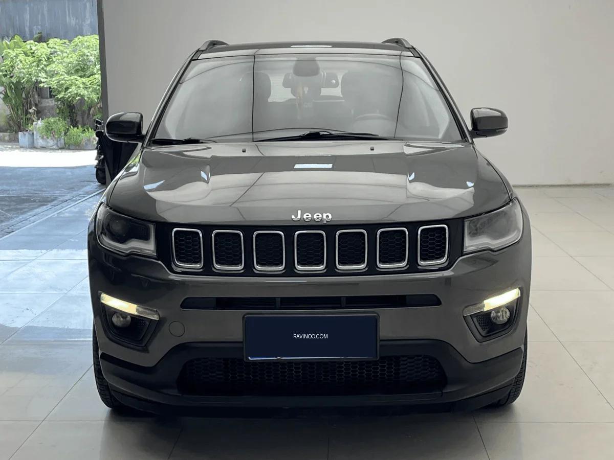 2018 Jeep Compass — photo 1