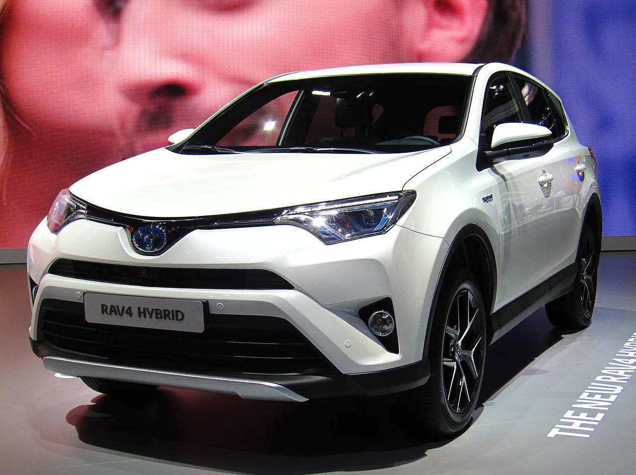 2023 Toyota RAV4 — photo 1