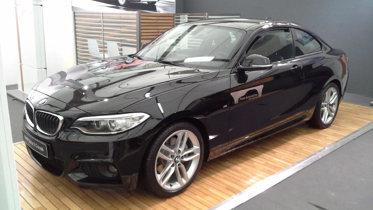 2021 BMW 2 Series — photo 1