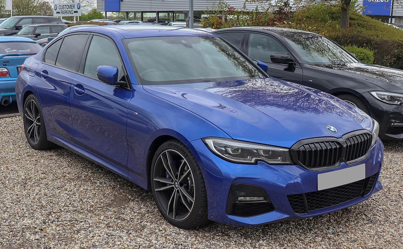 2021 BMW 3 Series — photo 1